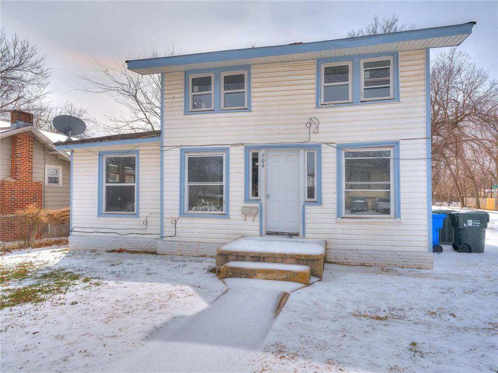 904 Miller Avenue - Photo 1