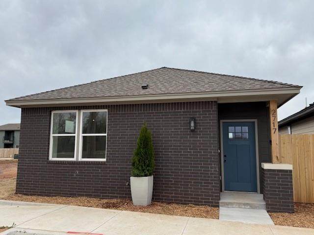 2717 Walnut Avenue - Photo 1