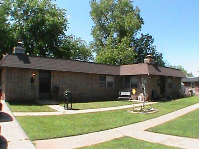 140 12th Street - Photo 1
