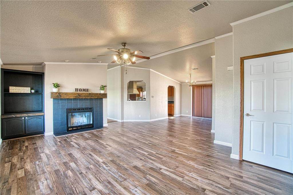 4183 Country Club Boulevard - Photo 1