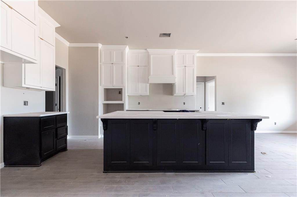 9105 115th Street - Photo 1