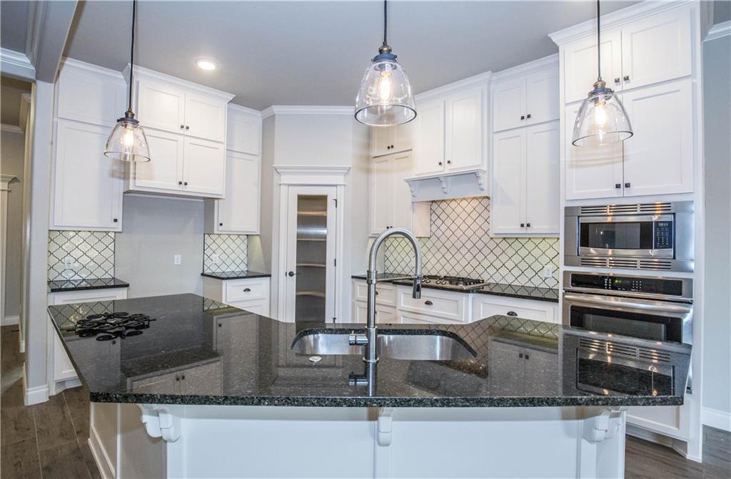 4301 37th Circle - Photo 1