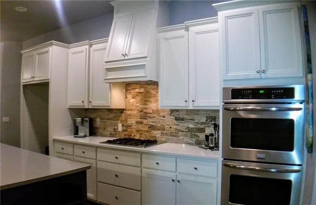16113 Pointe Manor Lane - Photo 1