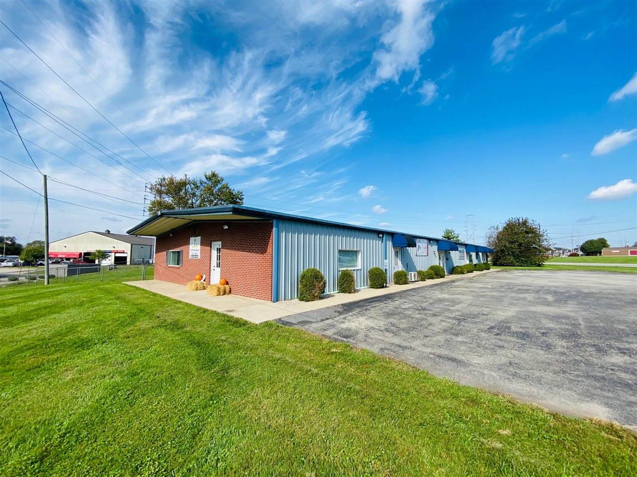 932 Bloomfield Rd - Photo 1