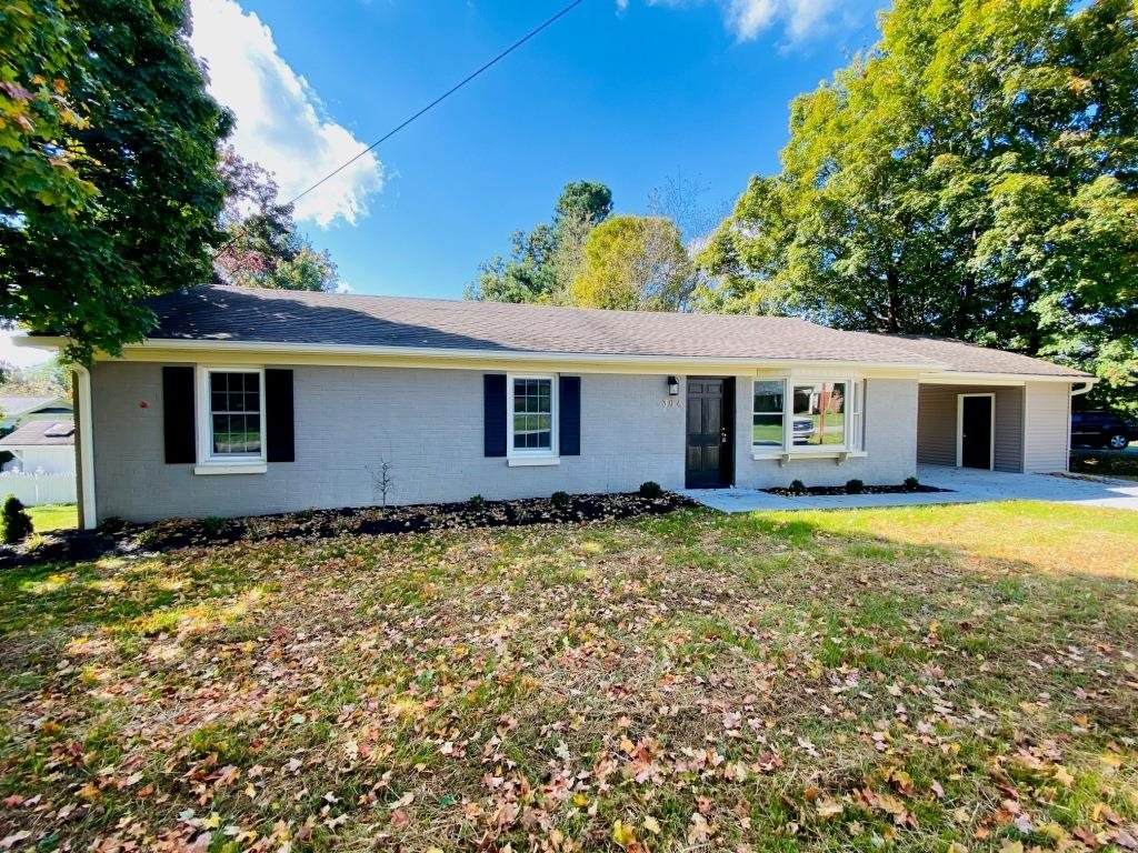 304 Mayes Ave - Photo 1