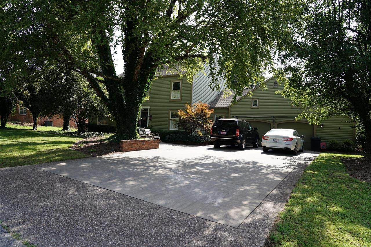 239 Edgewood Drive - Photo 1