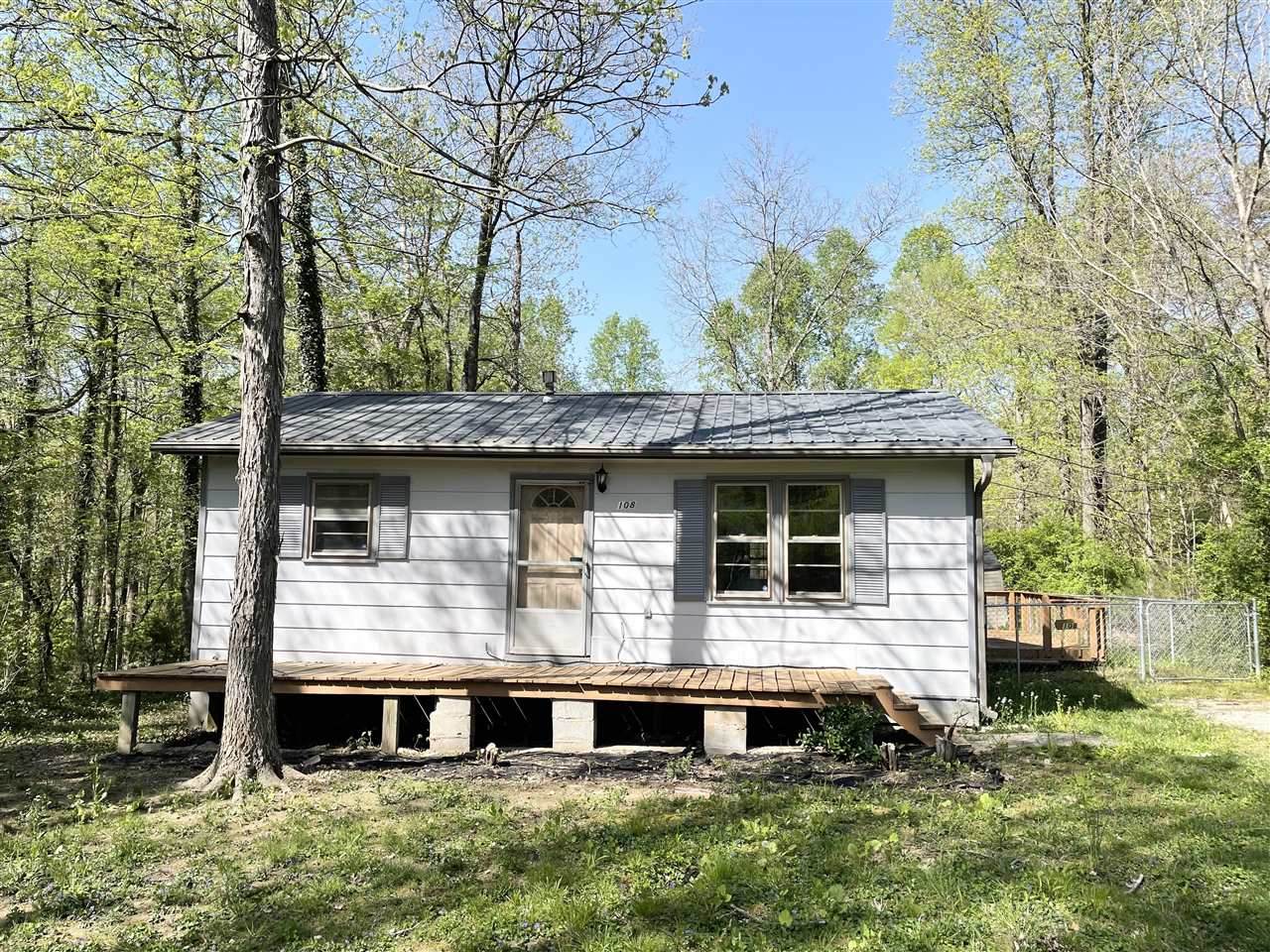 108 Poplar Circle - Photo 1