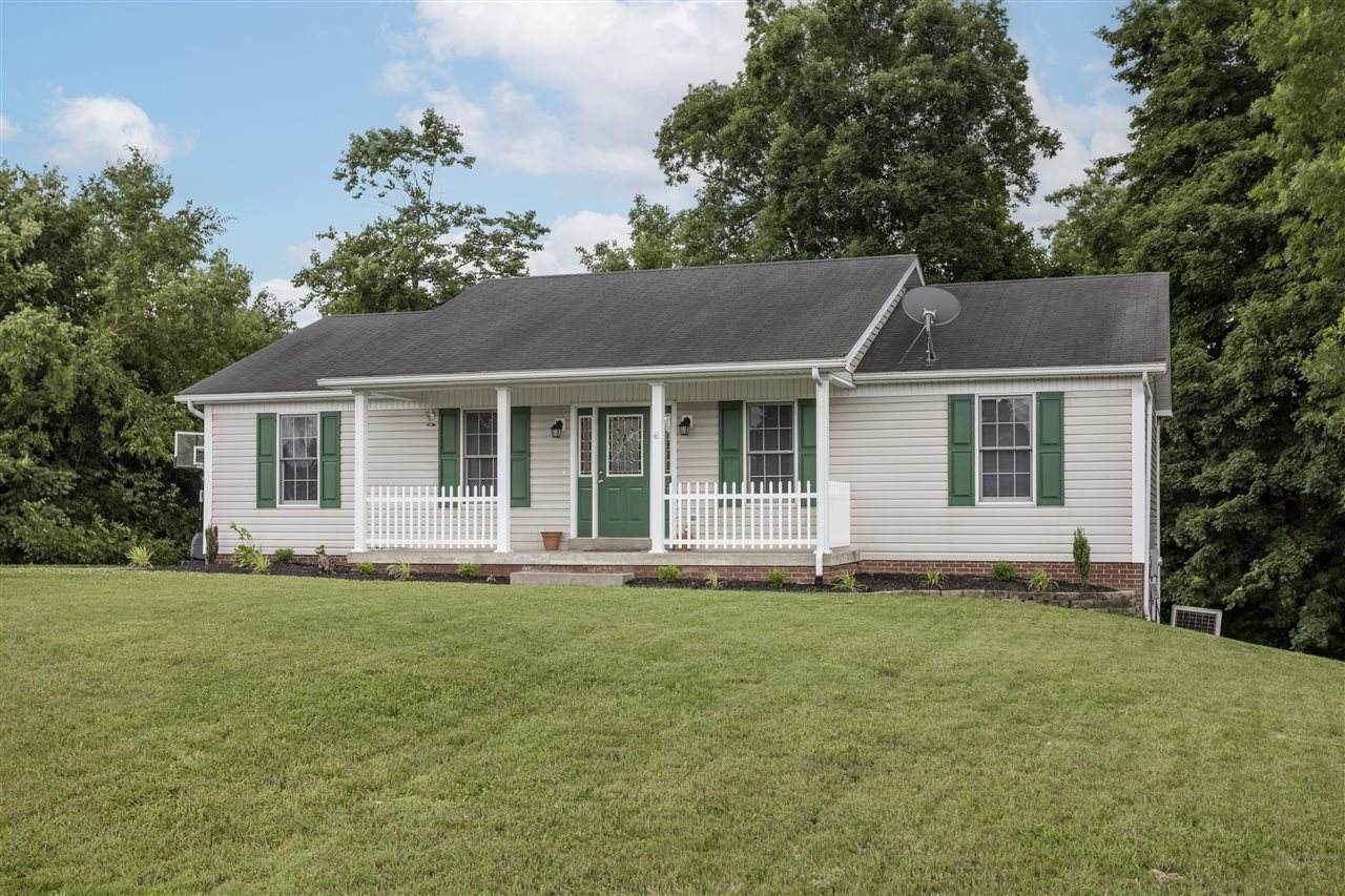 133 Sapphire Court - Photo 1