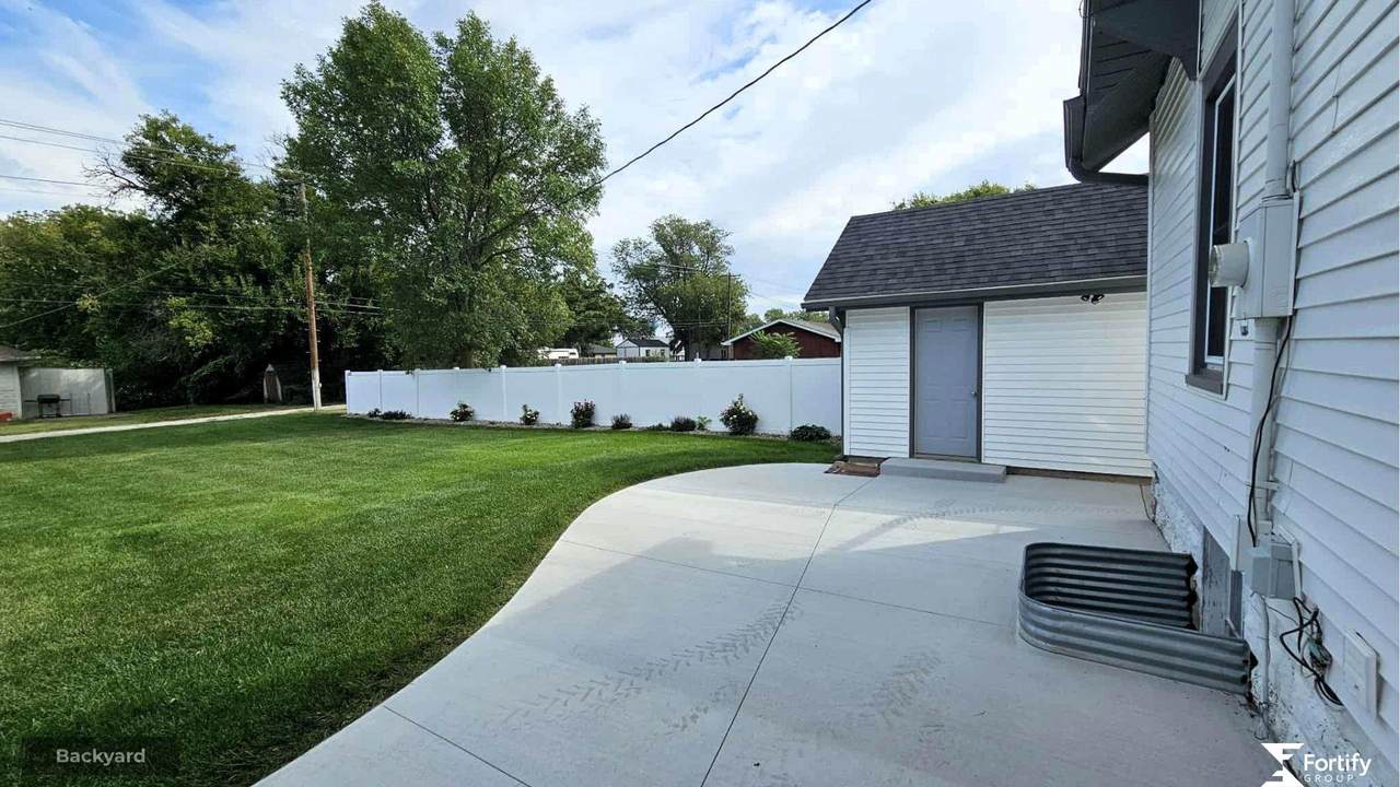 1212 H Street - Photo 1