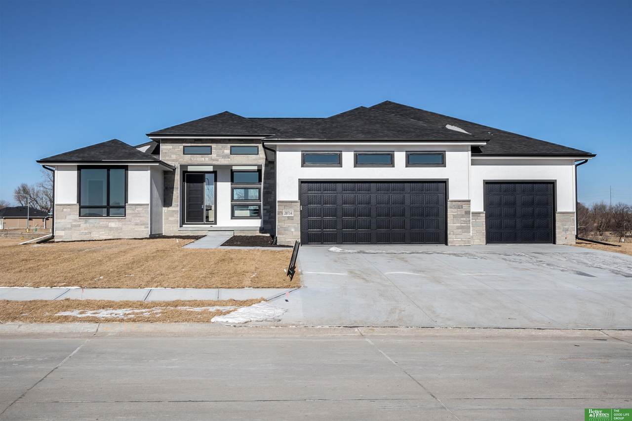 20714 Ellison Avenue - Photo 1