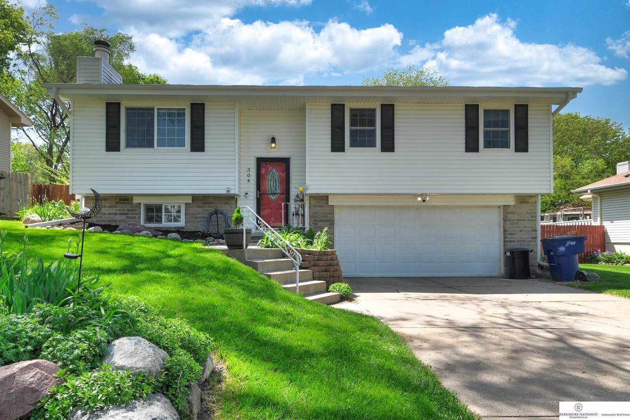 304 Flint Circle - Photo 1