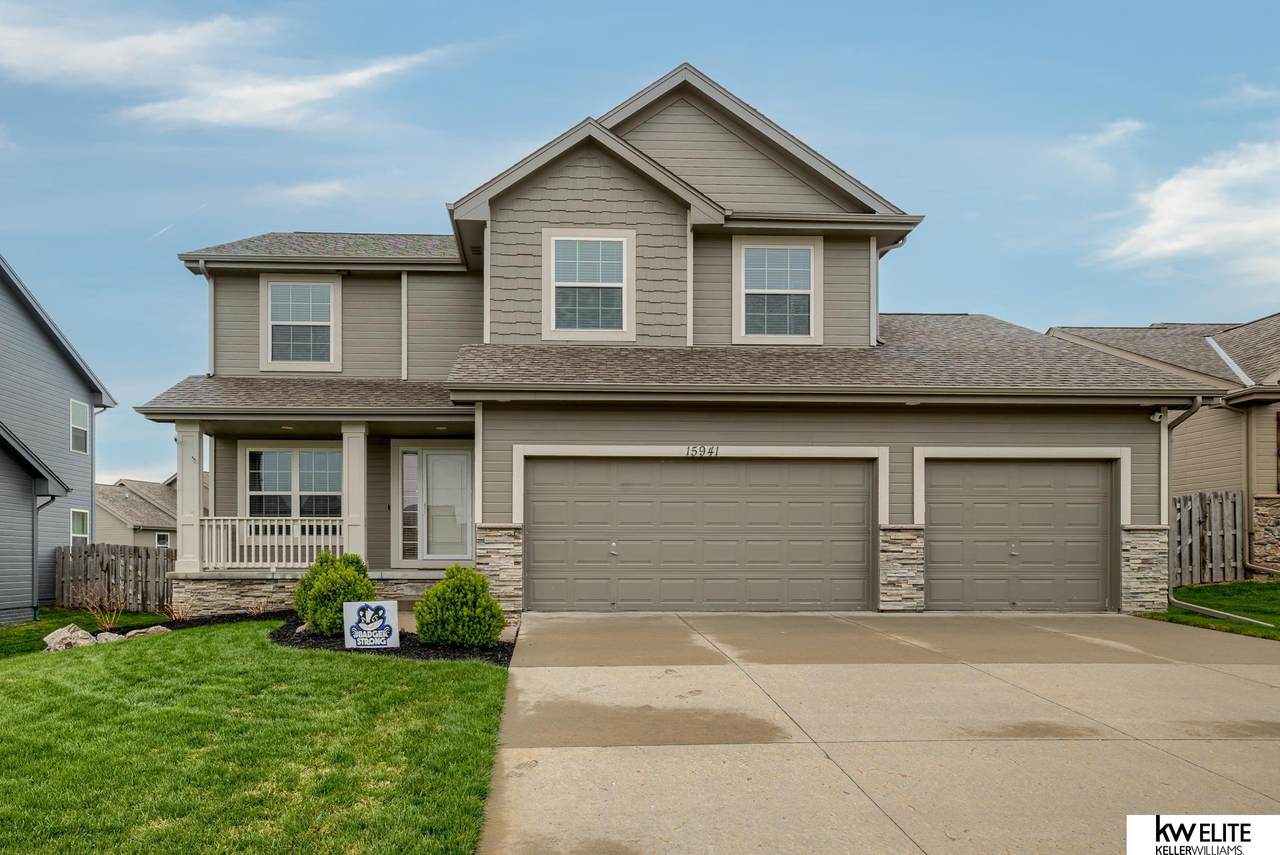 15941 Mormon Street - Photo 1