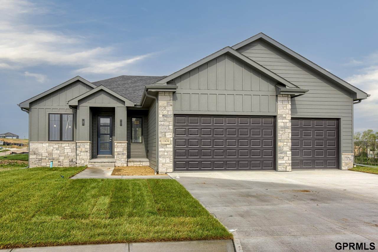 11474 189 Street - Photo 1