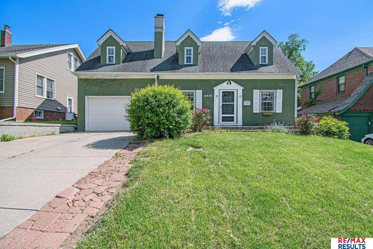 4215 Woolworth Avenue - Photo 1