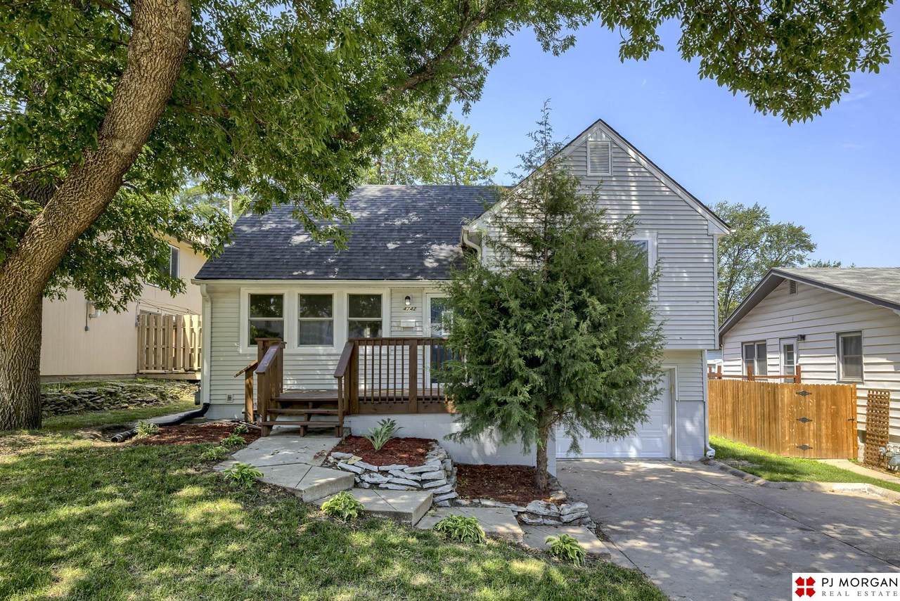 4742 79th Street - Photo 1