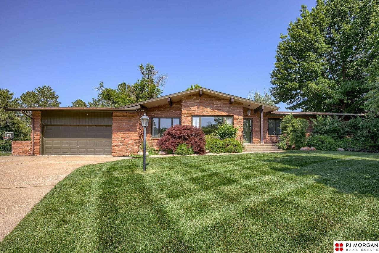 11005 62nd Street - Photo 1