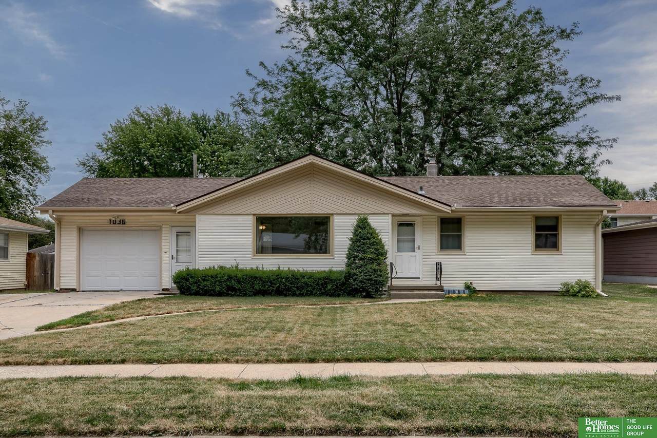 1036 25 Avenue - Photo 1