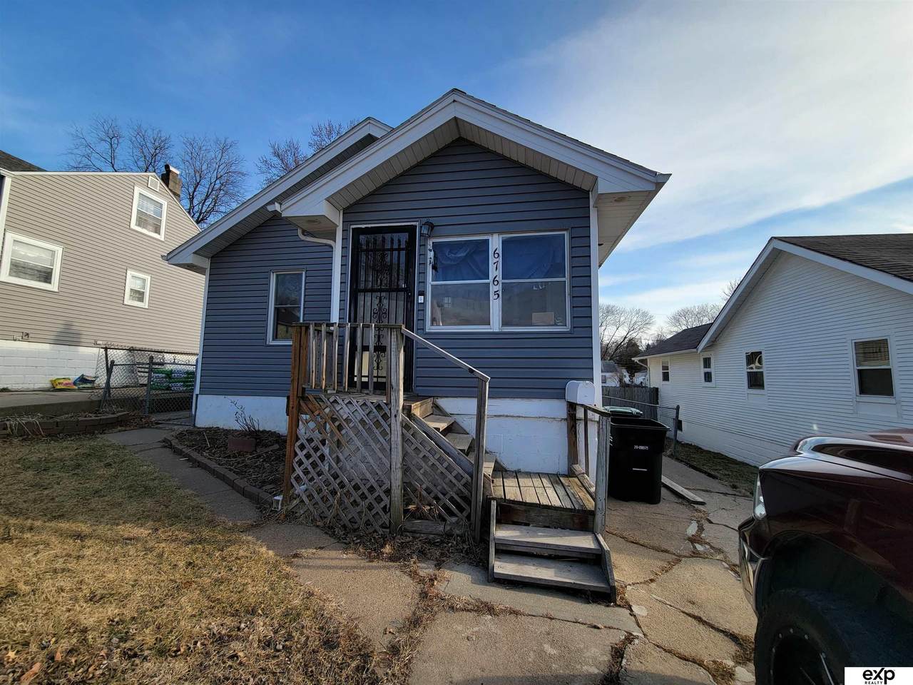 6765 Pratt Street - Photo 1