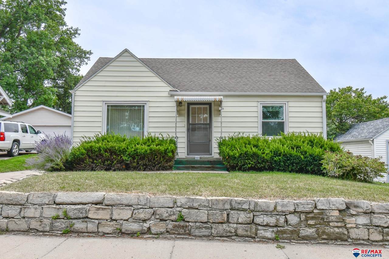 3309 South Street - Photo 1
