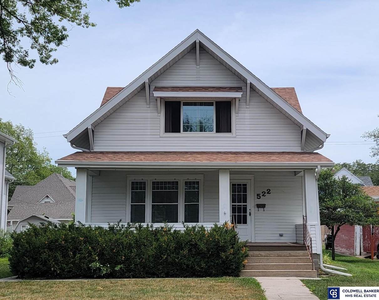 522 College Avenue - Photo 1