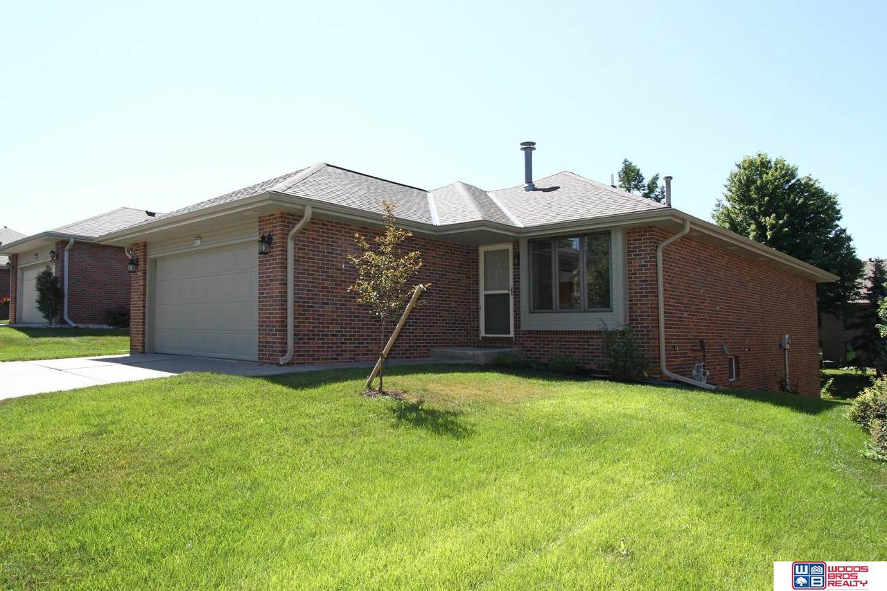 4907 Old Creek Road - Photo 1
