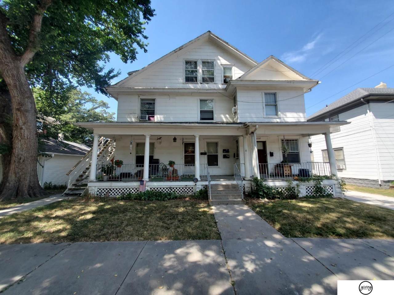 1327 14th Street - Photo 1