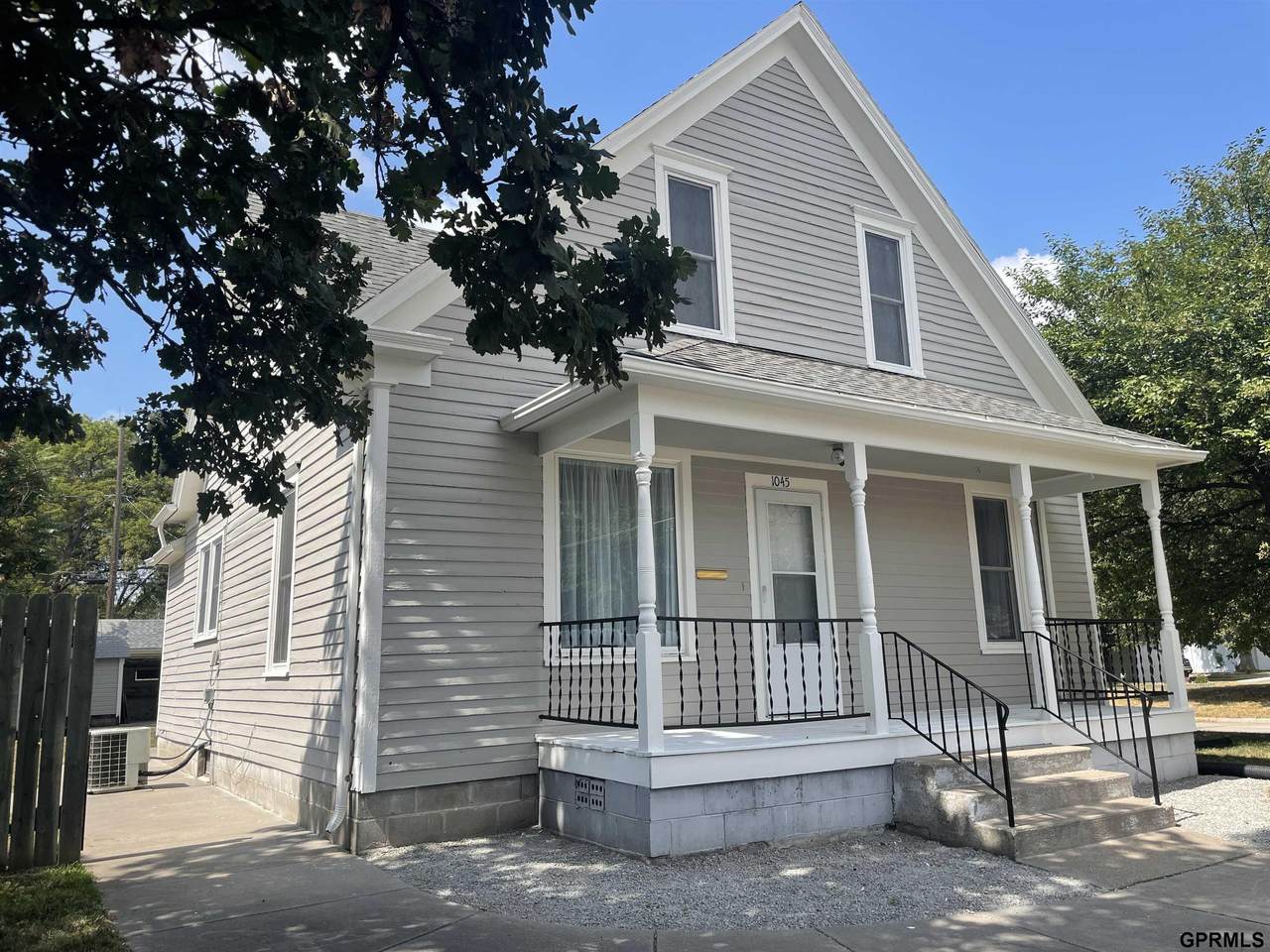 1045 Norman Avenue - Photo 1