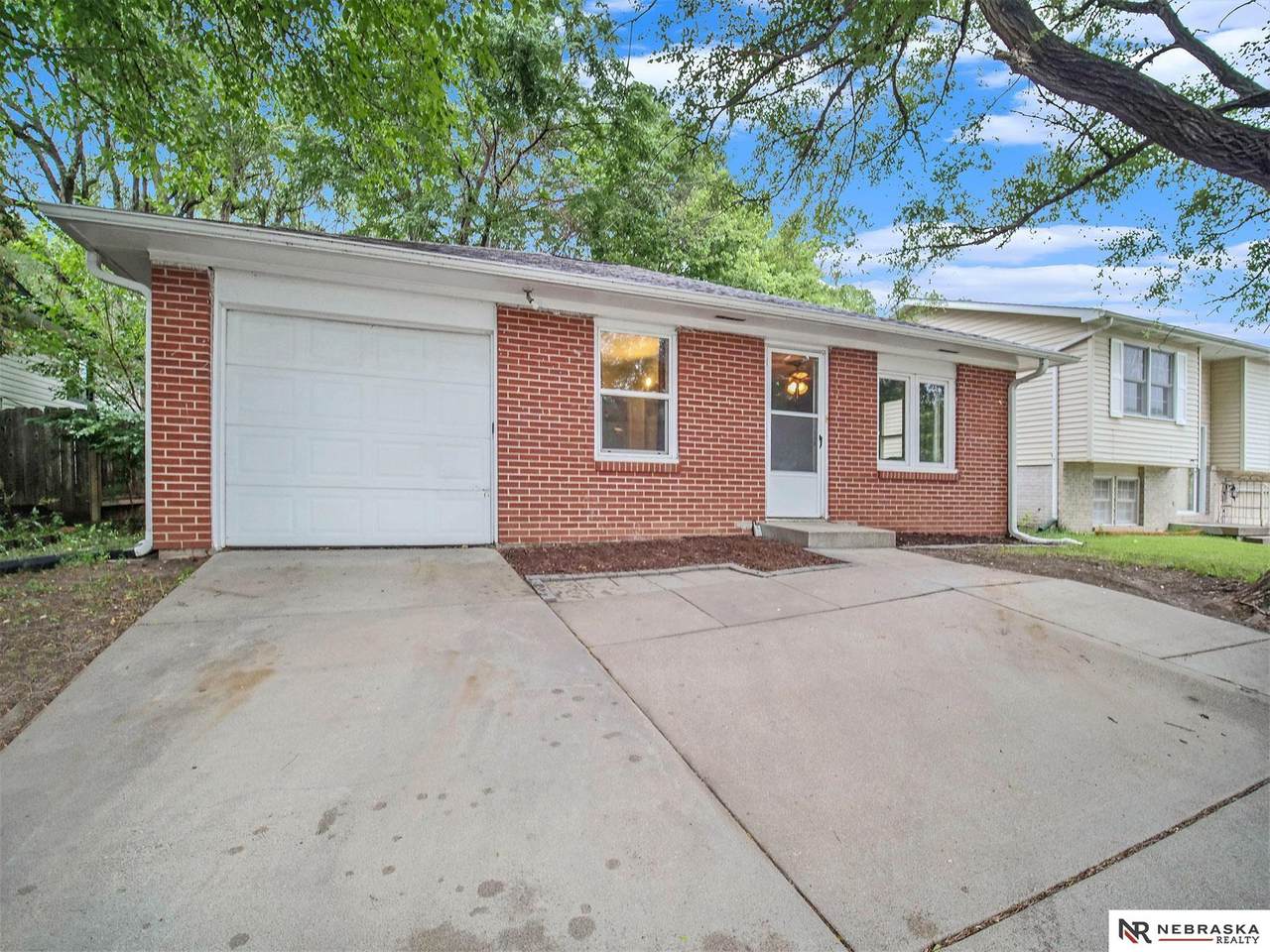 3834 56 Street - Photo 1