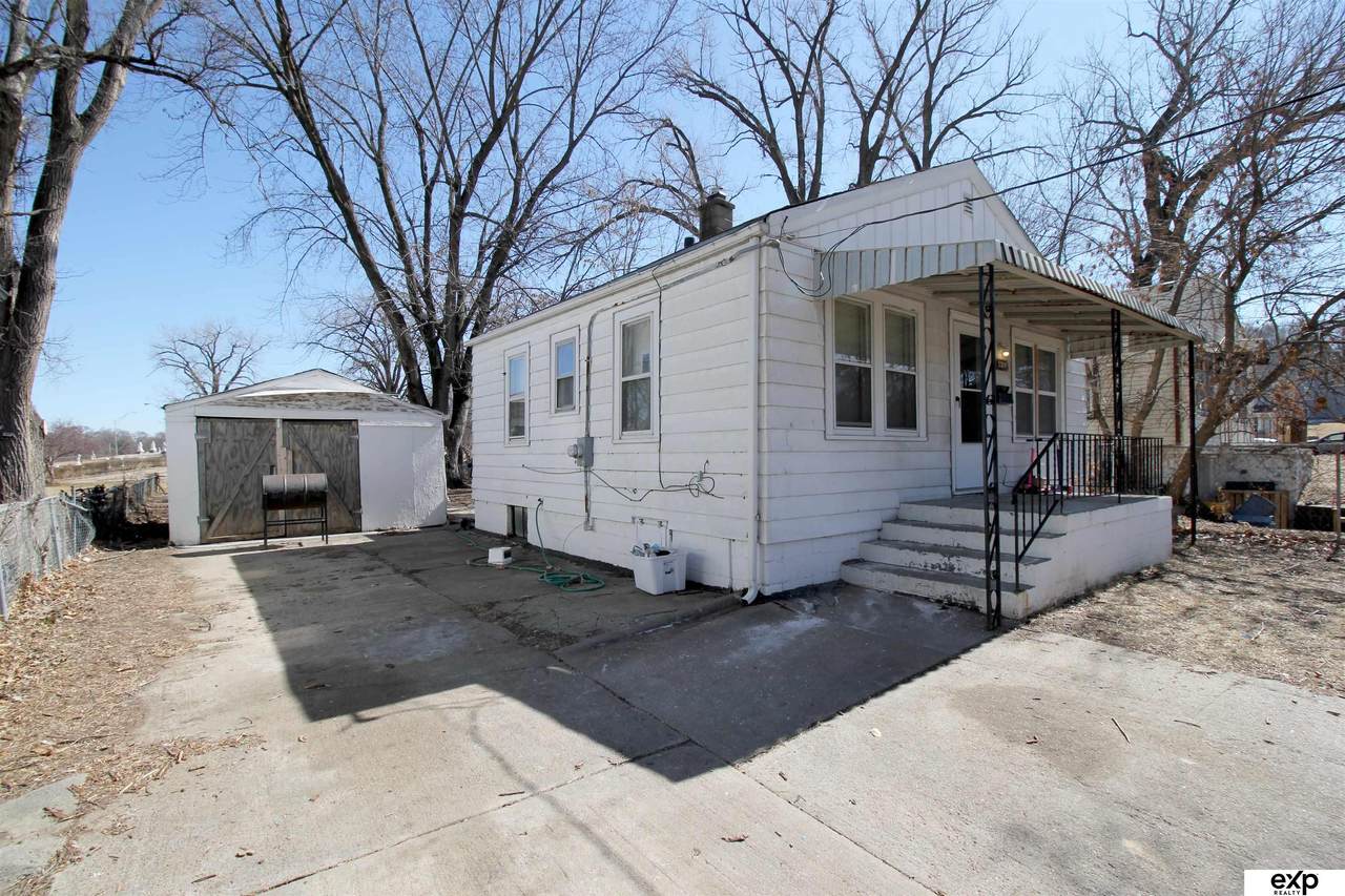 5309 39th Circle - Photo 1
