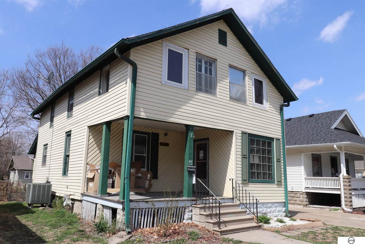 841 29Th Street - Photo 1