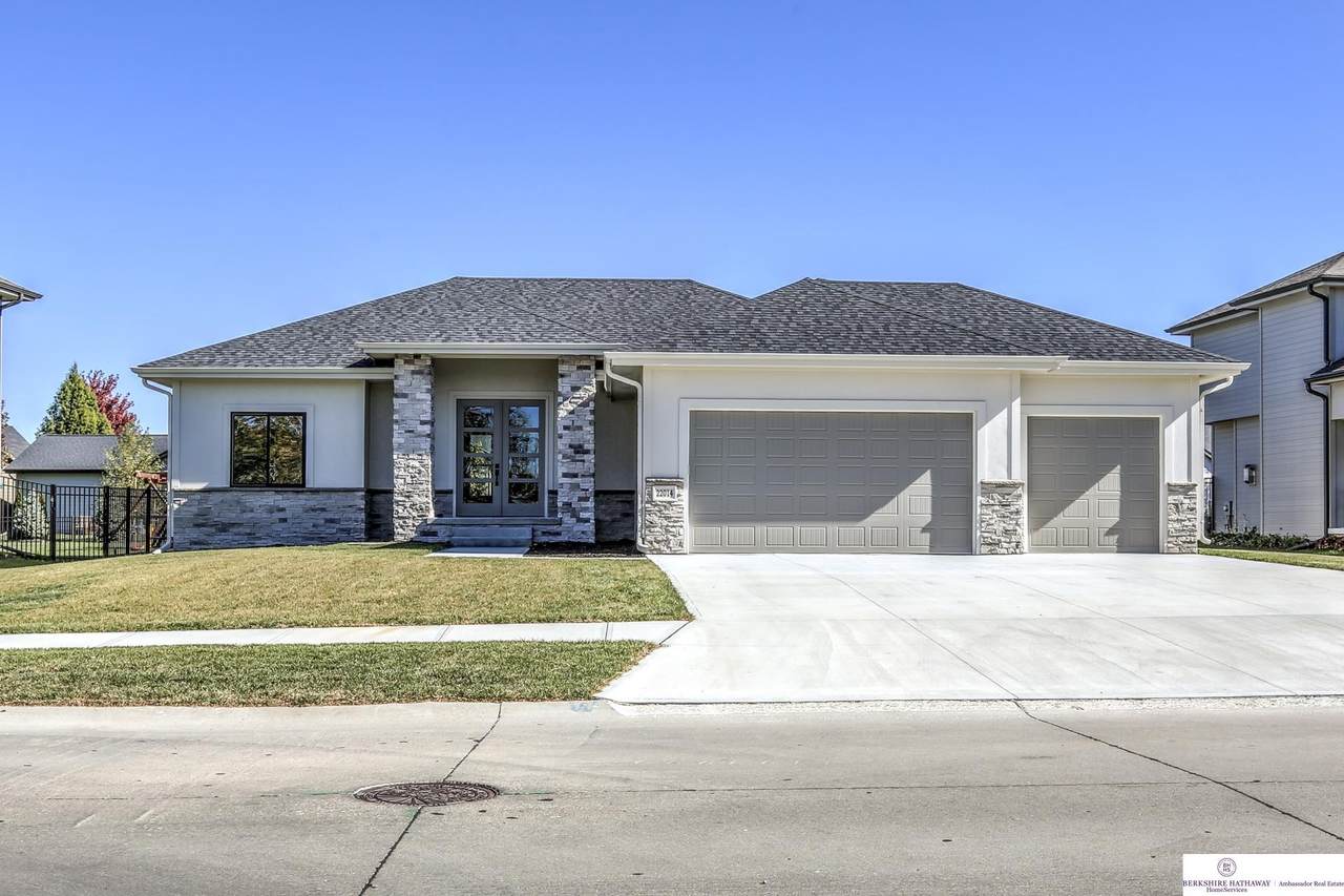 22014 Martha Street - Photo 1