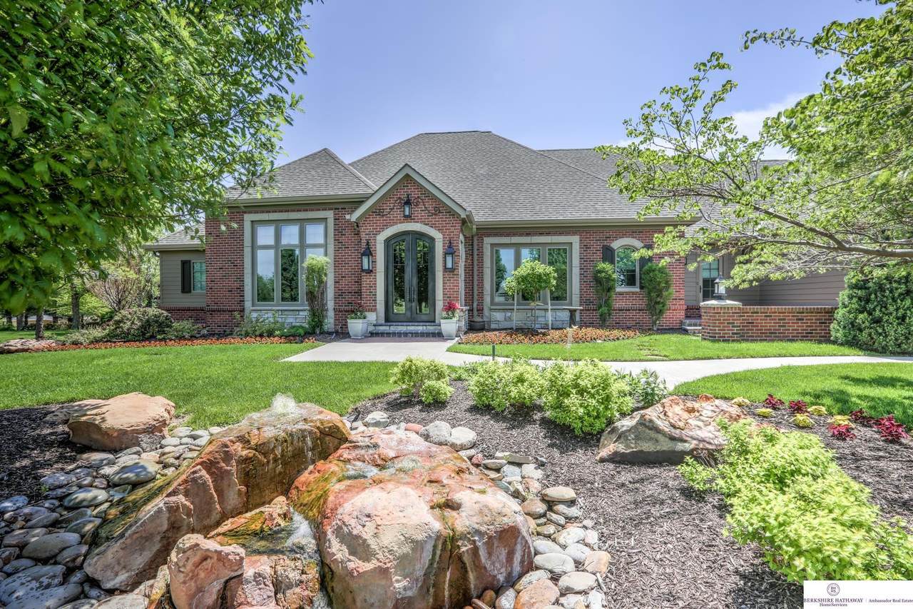 22625 Hascall Street - Photo 1