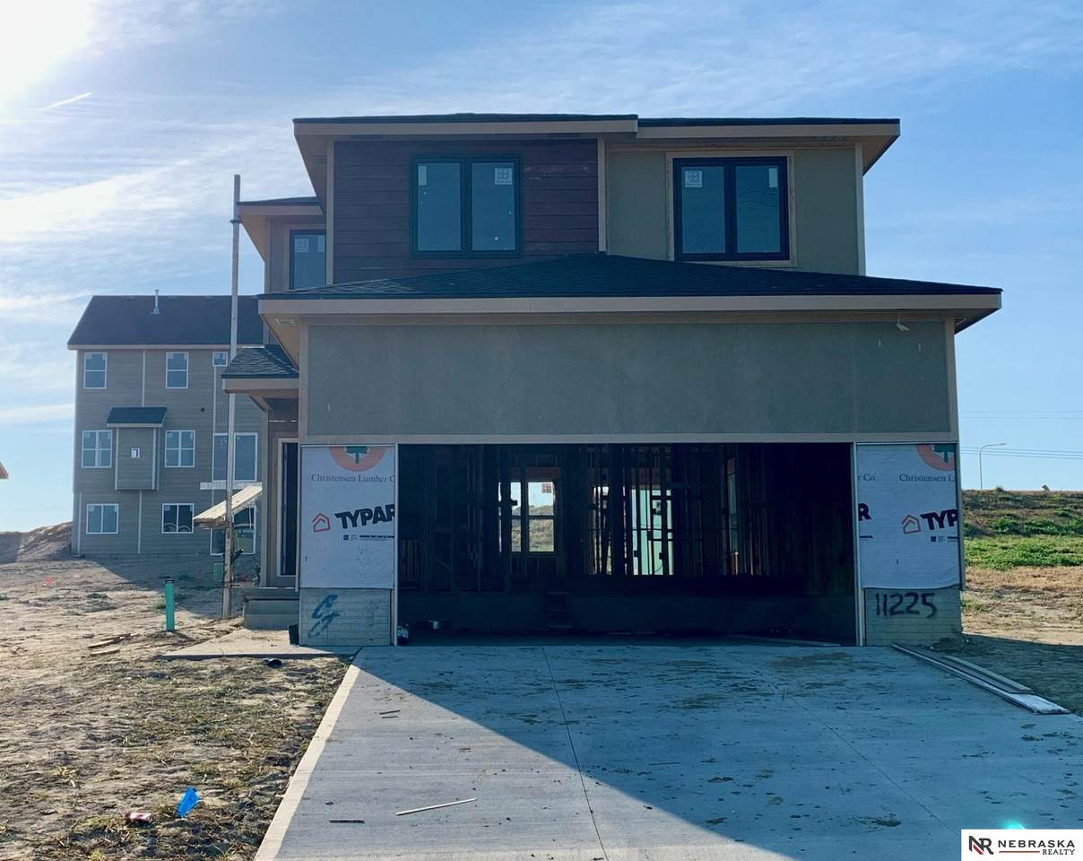 11225 Portage Drive - Photo 1