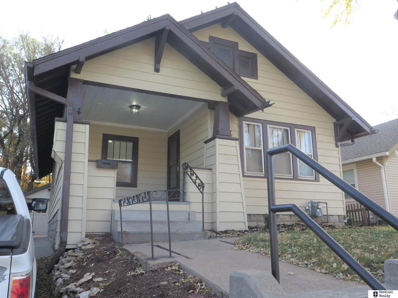 3311 60 Street - Photo 1