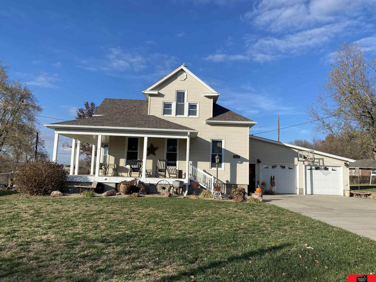 634 Walnut Street - Photo 1