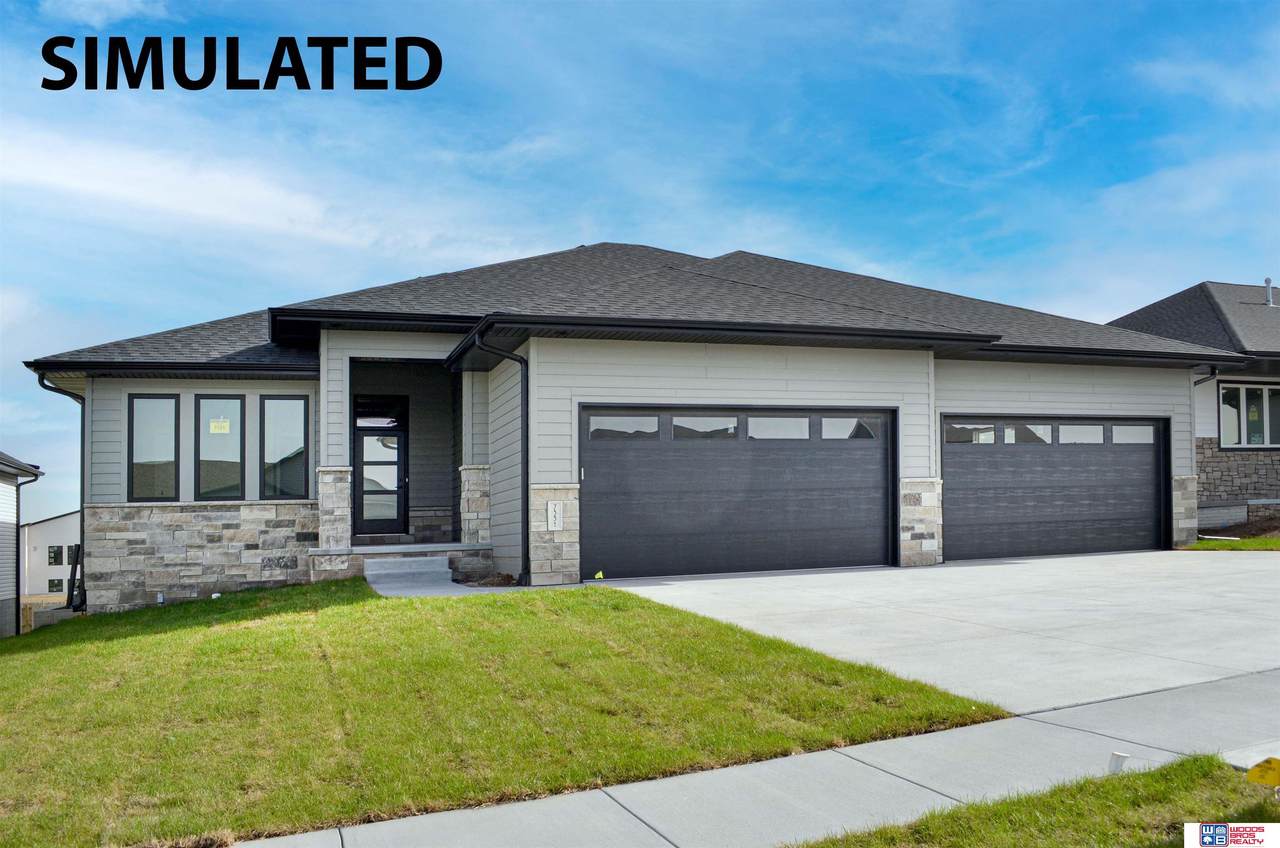 1023 106th Street - Photo 1