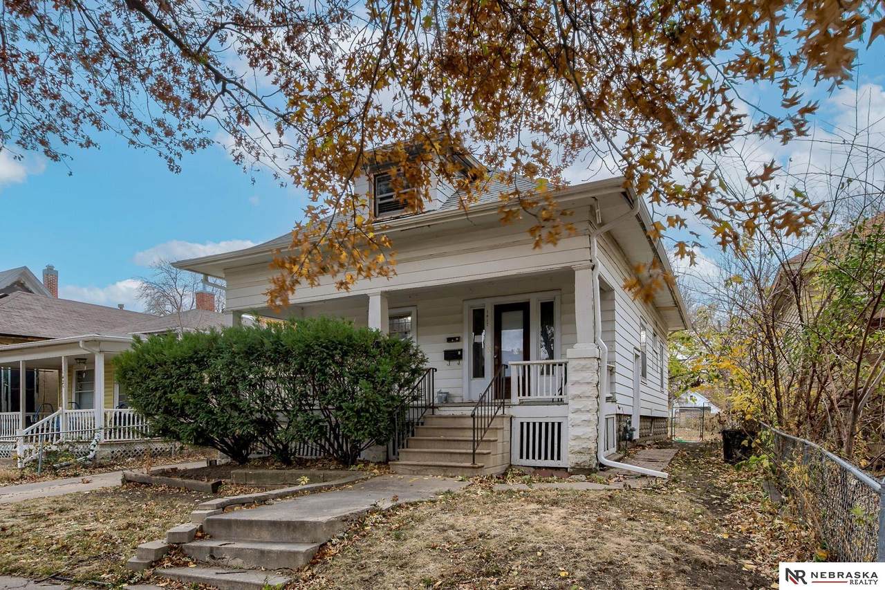 1417 Sumner Street - Photo 1