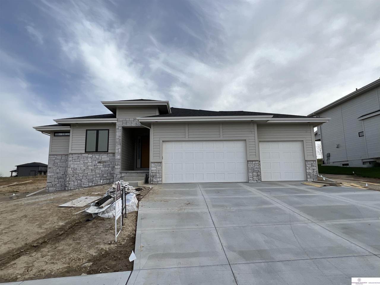 3815 212 Street - Photo 1