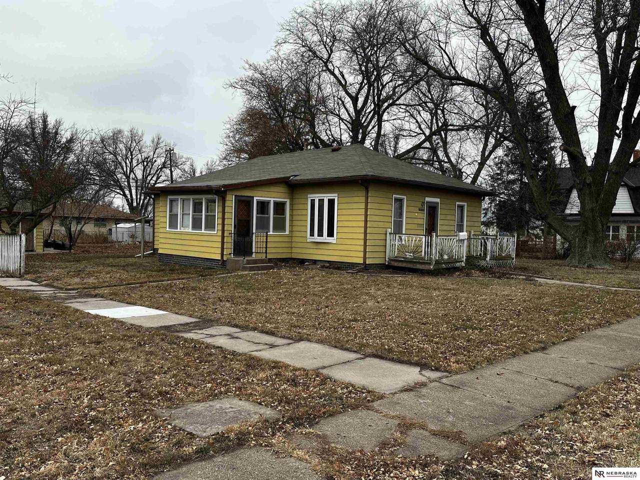 1315 5th Street - Photo 1