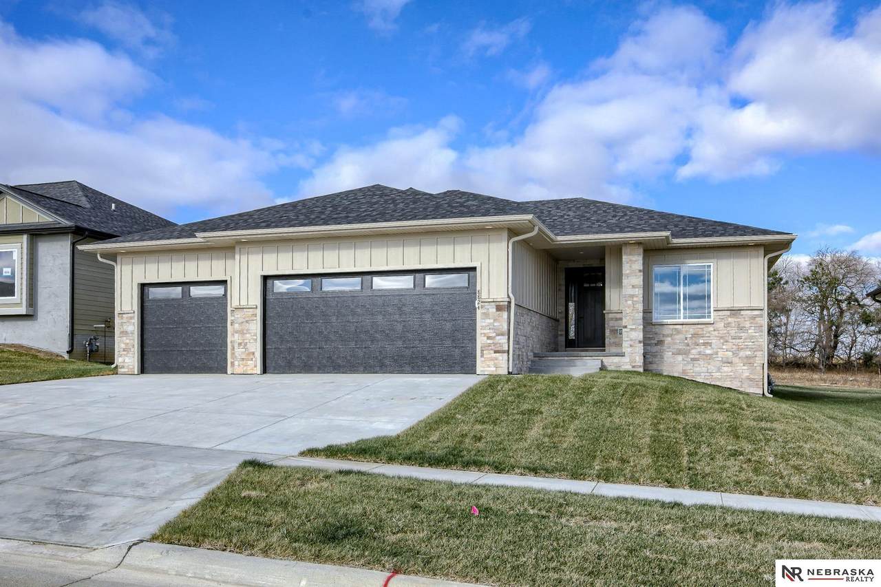 8824 Buckley Creek Road - Photo 1