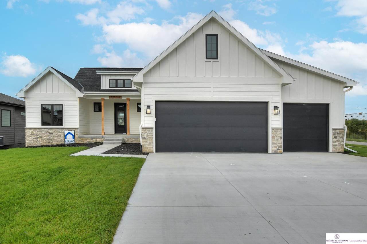 3214 184 Street - Photo 1