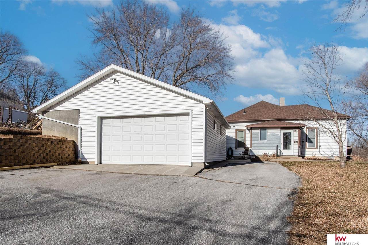 215 3rd Street - Photo 1