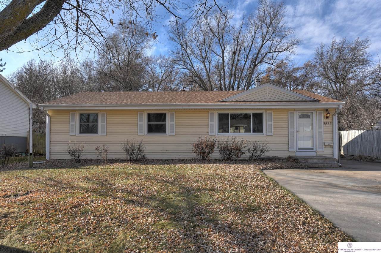 9535 Tomahawk Boulevard - Photo 1