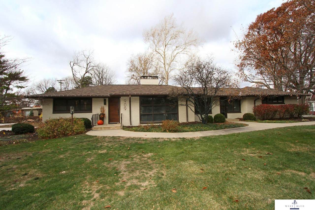 909 Fall Creek Road - Photo 1