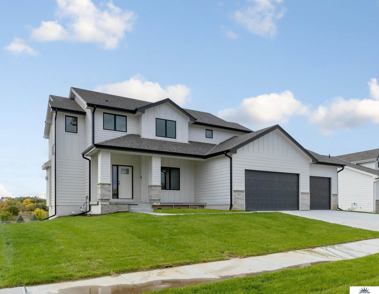 18525 Patrick Avenue - Photo 1