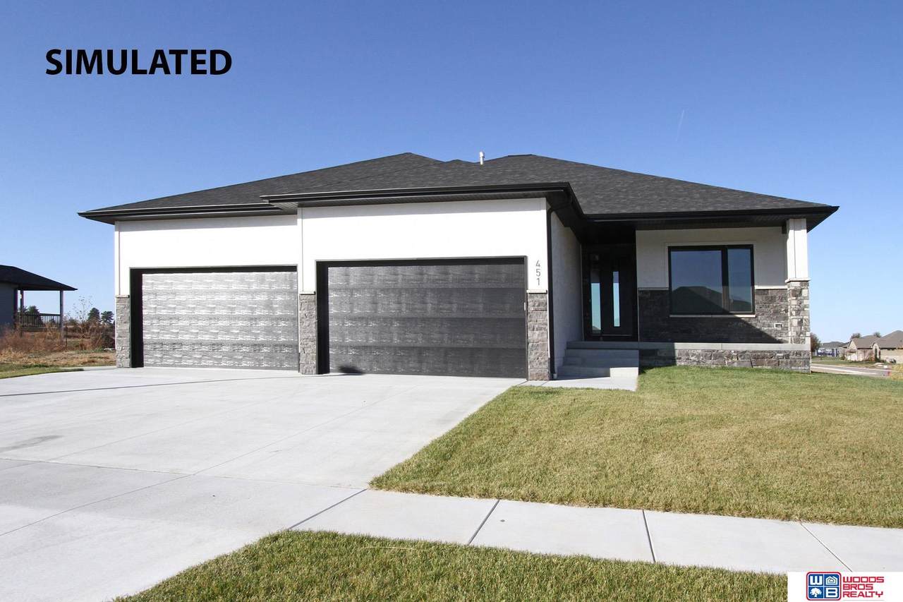 910 106th Street - Photo 1