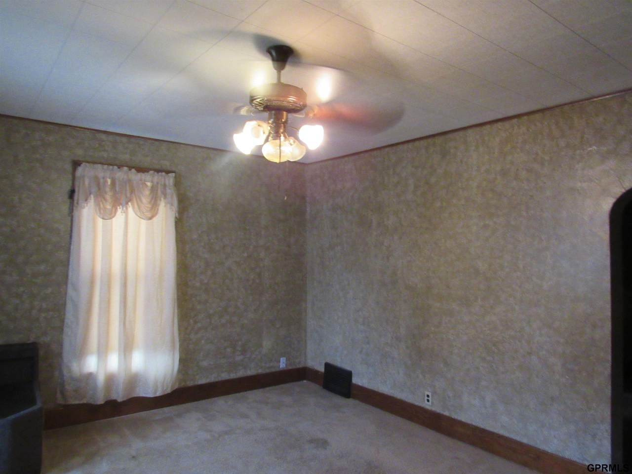 403 2nd Street - Photo 1