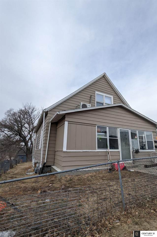 5622 32 Street - Photo 1