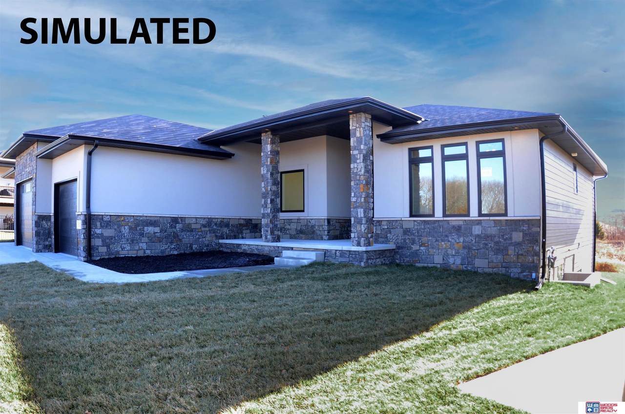 915 104th Street - Photo 1