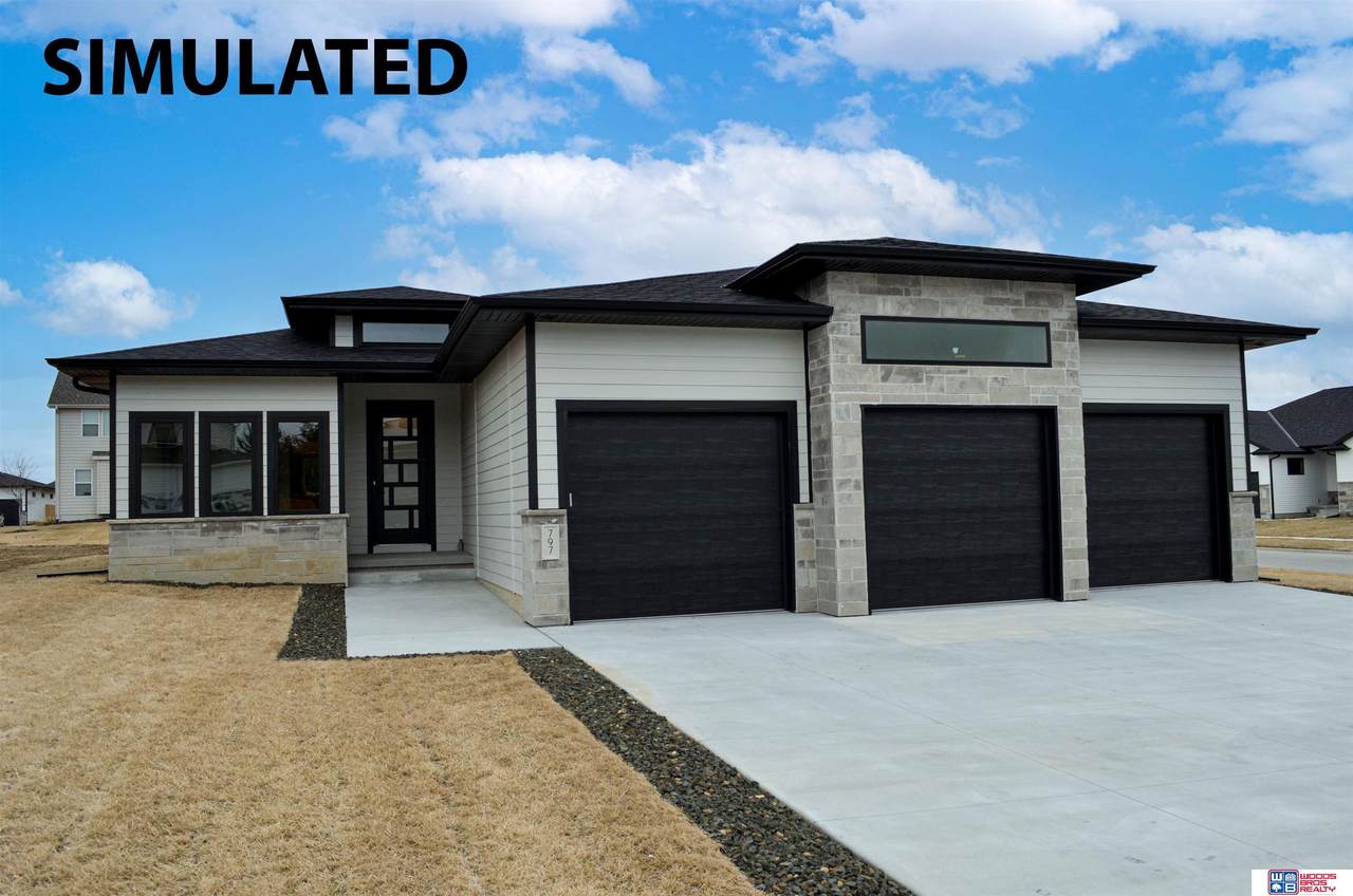 881 Cottonwood Lane - Photo 1